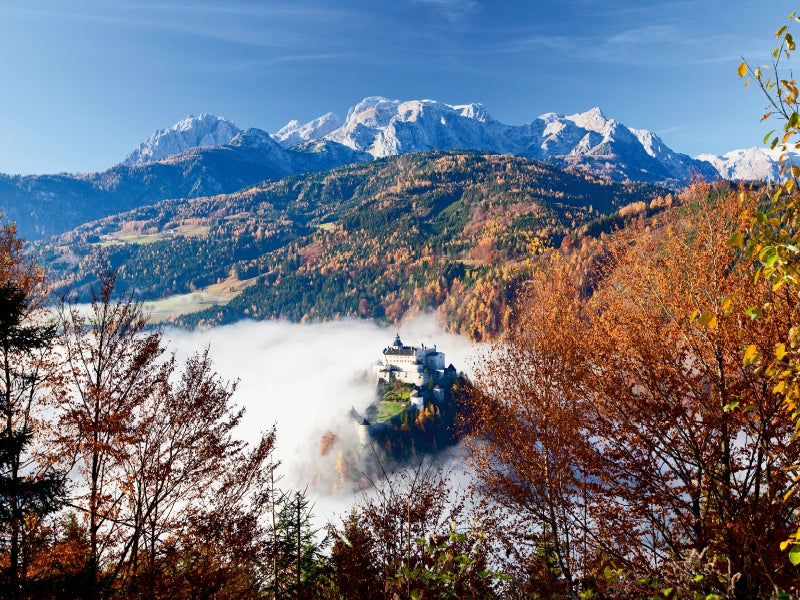 Ein Nebelteppich rund um die Burg Hohenwerfen - CALVENDO Foto-Puzzle - calvendoverlag 29.99