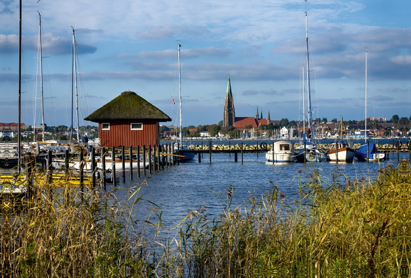 Premium Textil-Leinwand Premium Textil-Leinwand 120 cm x 80 cm quer Blick über die Schlei auf den Schleswiger Dom