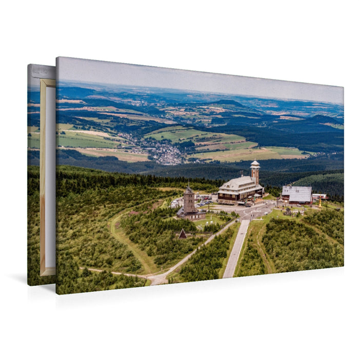 Premium Textil-Leinwand Premium Textil-Leinwand 120 cm x 80 cm quer Blick auf den Fichtelberg