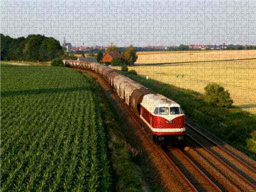 118 719 arbeitet sich die Steigung hinter Bautzen herauf, um ihren Zug nach Dresden zu befördern. - CALVENDO Foto-Puzzle - calvendoverlag 29.99