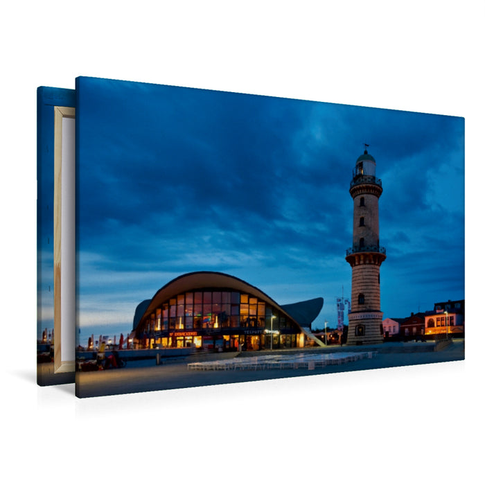 Premium Textil-Leinwand Premium Textil-Leinwand 120 cm x 80 cm quer Alter Leuchtturm und Teepot in Rostock Warnemünde