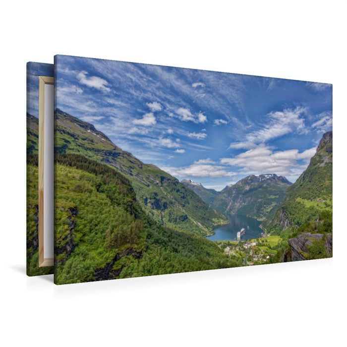 Toile textile haut de gamme Toile textile haut de gamme 120 cm x 80 cm à travers le Geirangerfjord 