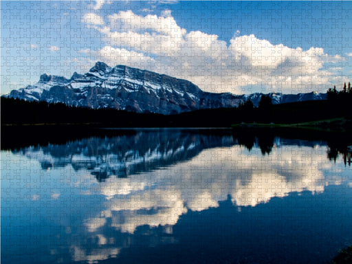 Two Jack Lake, Alberta, Kanada - CALVENDO Foto-Puzzle - calvendoverlag 39.99
