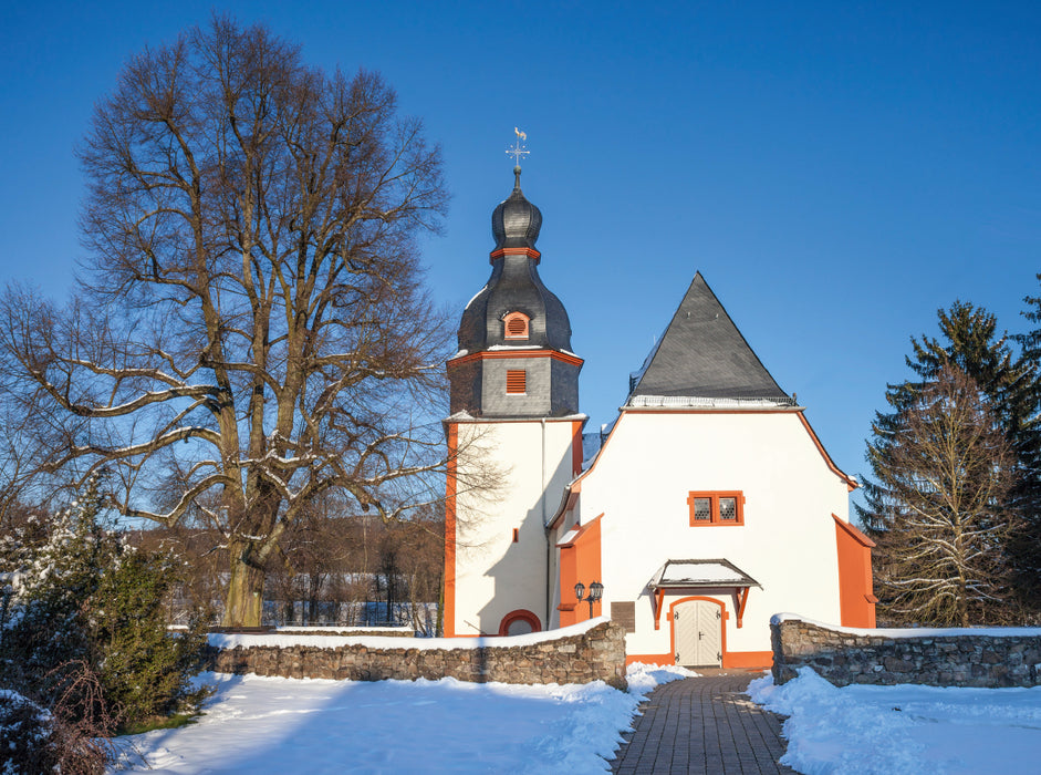 Die alte Dorfkirche von Niederseelbach im Winter - CALVENDO Foto-Puzzle - calvendoverlag 39.99