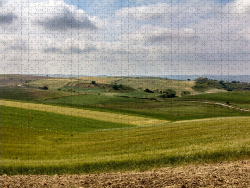 Eindrucksvolle Hügellandschaft im Gebiet der antiken Stadt Tarquinia, Latium, Italien. - CALVENDO Foto-Puzzle - calvendoverlag 39.99