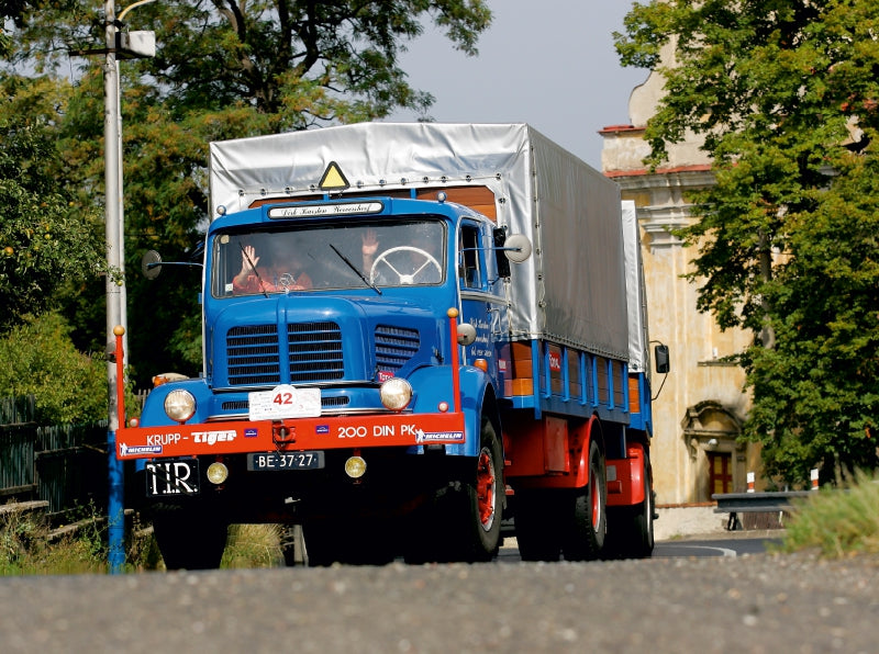 Klassische Lastkraftwagen - CALVENDO Foto-Puzzle - calvendoverlag 29.99