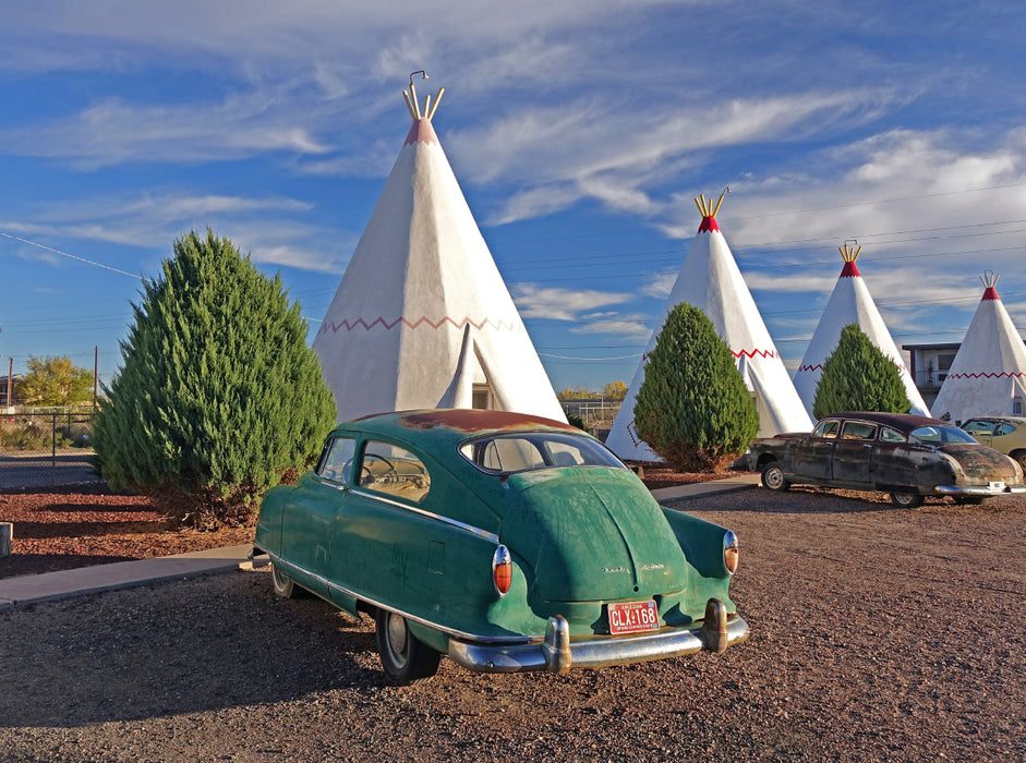 Amerika Route 66 Oldtimer und Wigwam Motiv in Holbrook Arizona, USA - CALVENDO Foto-Puzzle - calvendoverlag 29.99