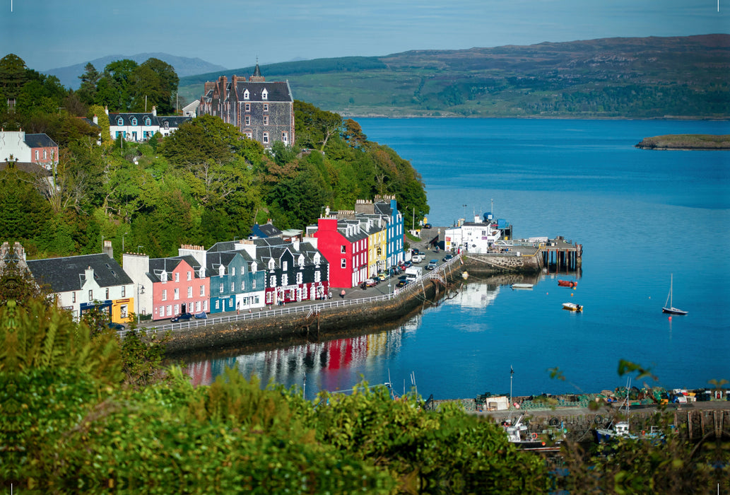 Premium textile canvas Premium textile canvas 120 cm x 80 cm landscape Tobermory (Isle of Mull) 