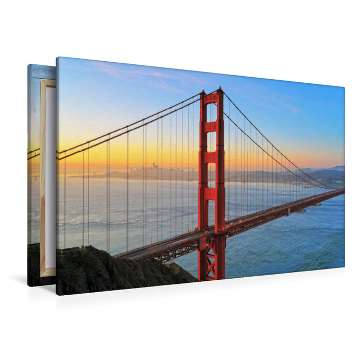 Premium Textil-Leinwand Premium Textil-Leinwand 120 cm x 80 cm quer Golden Gate Bridge und San Francisco Skyline bei Sonnenaufgang