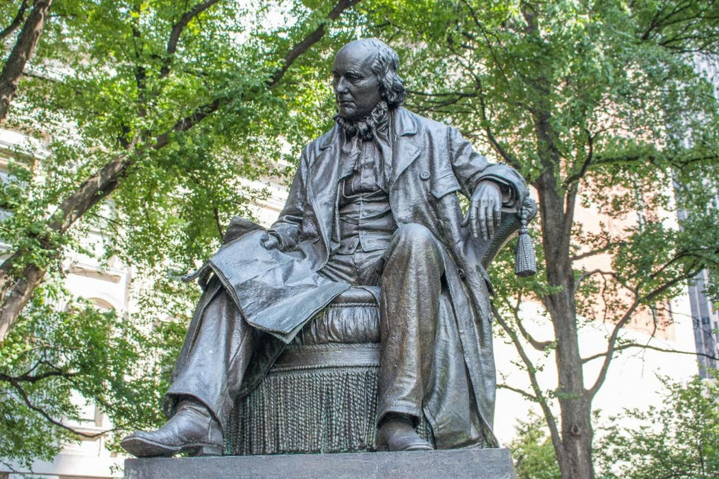 Premium Textil-Leinwand Premium Textil-Leinwand 120 cm x 80 cm quer Statue of Horace Greeley at City Hall Park Manhattan