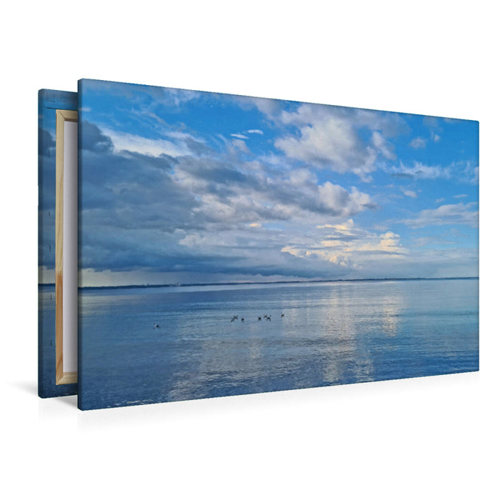 Toile textile haut de gamme Toile textile haut de gamme 120 cm x 80 cm paysage plage de Grömitz avec reflet nuageux dans la mer Baltique 