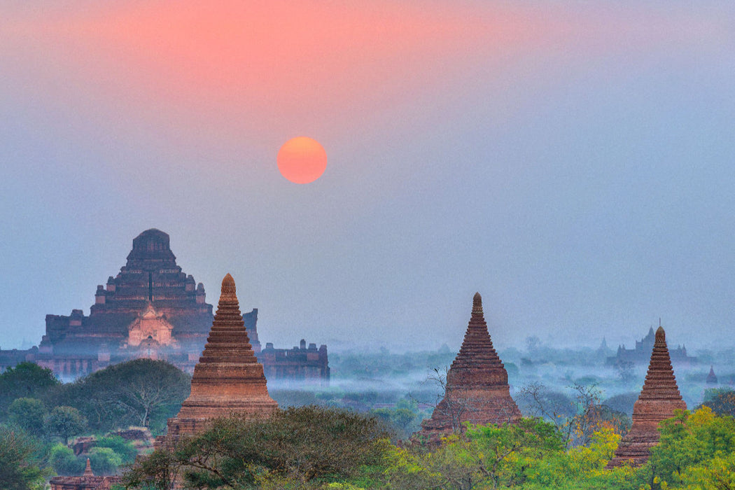 Premium textile canvas Premium textile canvas 120 cm x 80 cm landscape Myanmar: Temple level in Bagan 