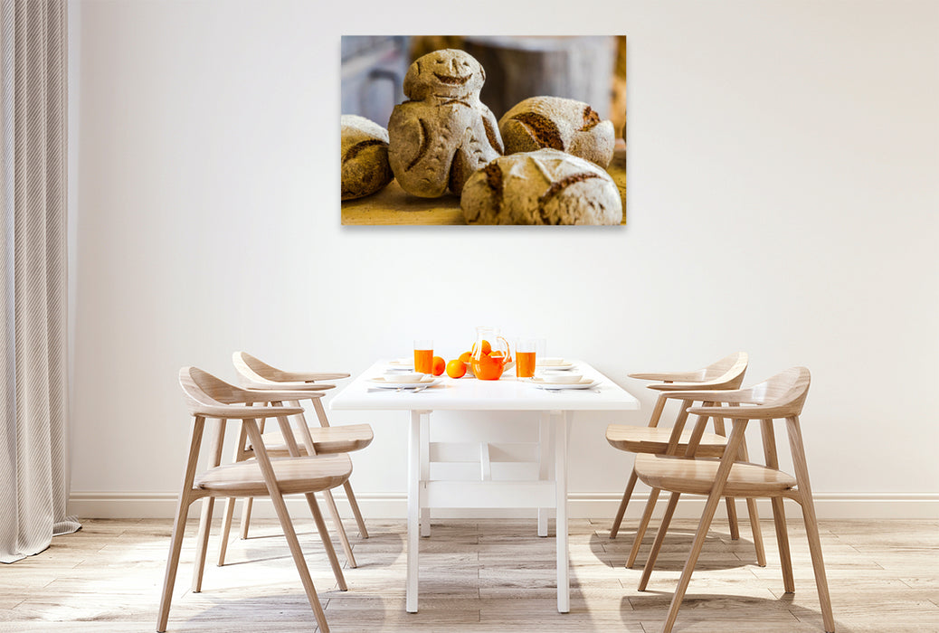 Premium textile canvas Premium textile canvas 120 cm x 80 cm across The finished rye bread lasts for several months 