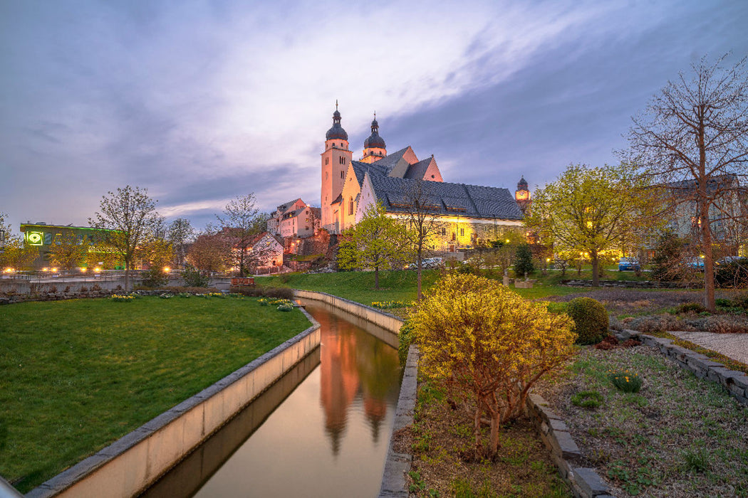 Premium Textil-Leinwand Premium Textil-Leinwand 120 cm x 80 cm quer Johanniskirche in Plauen im Vogtland. Mit den 52 Meter hohen Türmen ist sie das Wahrzeichen von Plauen.