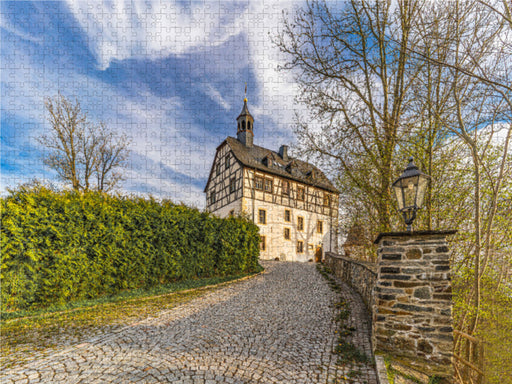 Schloss Jößnitz - 1282 urkundlich erwähnt. Wahrzeichen des gleichnamigen Ortes vor den Toren der Stadt Plauen. - CALVENDO Foto-Puzzle - calvendoverlag 29.99
