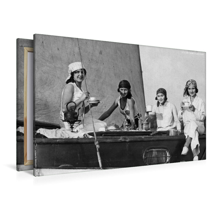 Premium Textil-Leinwand Premium Textil-Leinwand 120 cm x 80 cm quer Vier Frauen beim Kaffeetrinken auf einem Segelboot