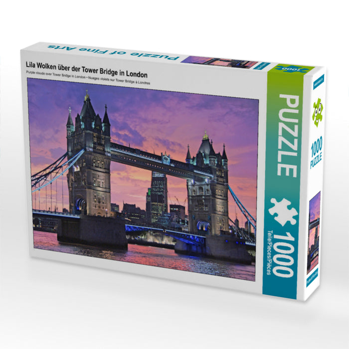 Lila Wolken über der Tower Bridge in London - CALVENDO Foto-Puzzle