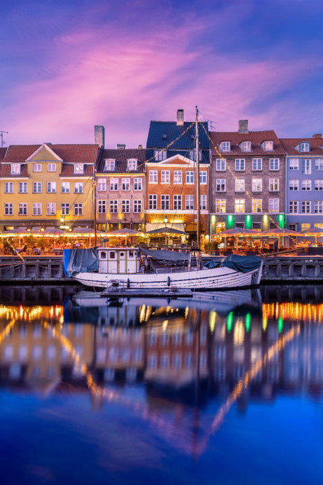 Premium Textil-Leinwand Nyhavn am Abend