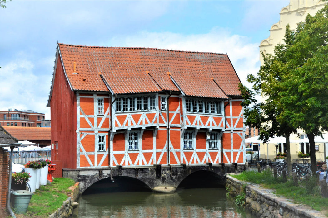 Premium Textil-Leinwand Rotes Haus,- Gewölbe WISMAR (1752)