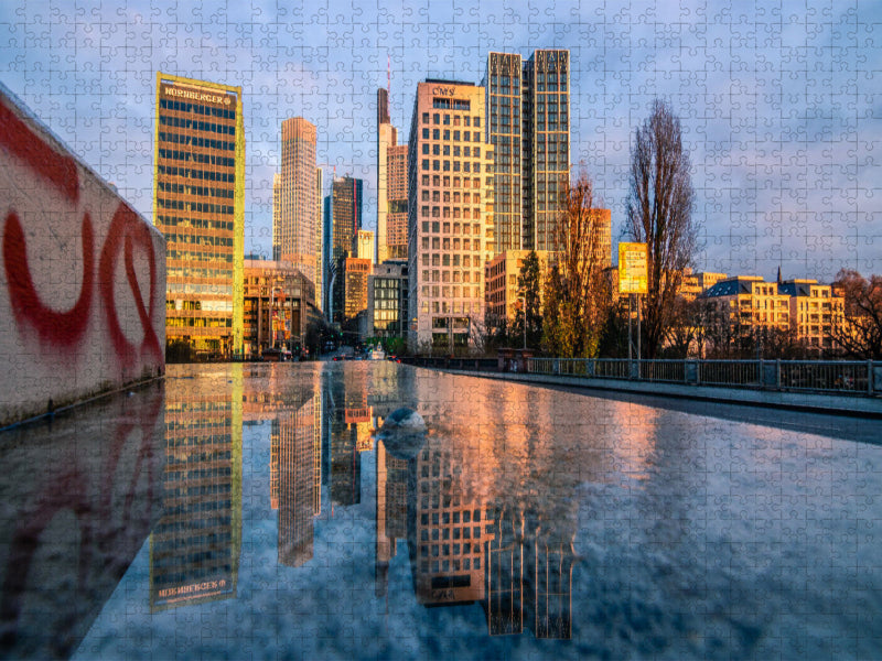 Frankfurt - Untermainbrücke Skyline Blick am Morgen - CALVENDO Foto-Puzzle'