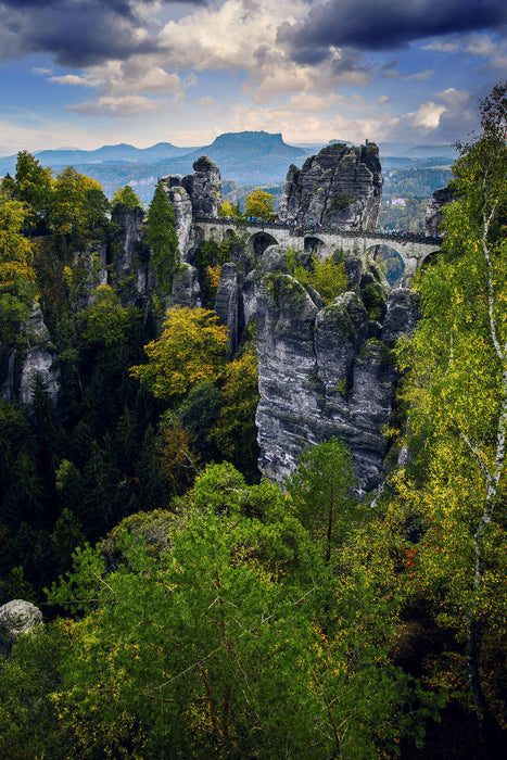 Premium Textil-Leinwand Basteibrücke