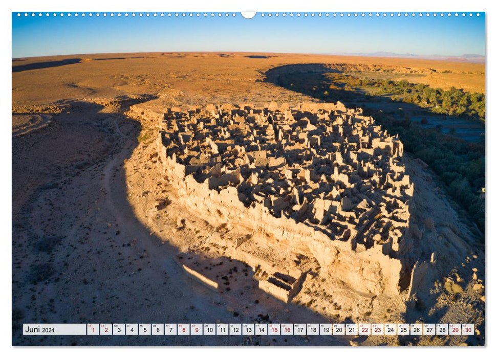 Marokko - Faszinierende Landschaften und traditionelle Bauwerke von oben (CALVENDO Wandkalender 2024)