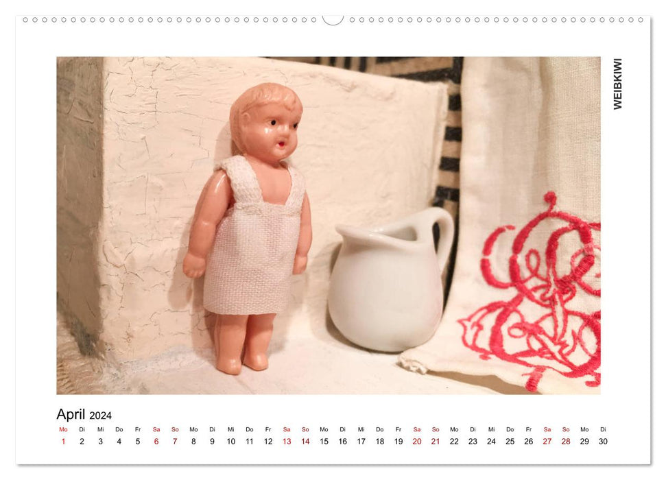 Altes Puppengeschirr (CALVENDO Premium Wandkalender 2024)
