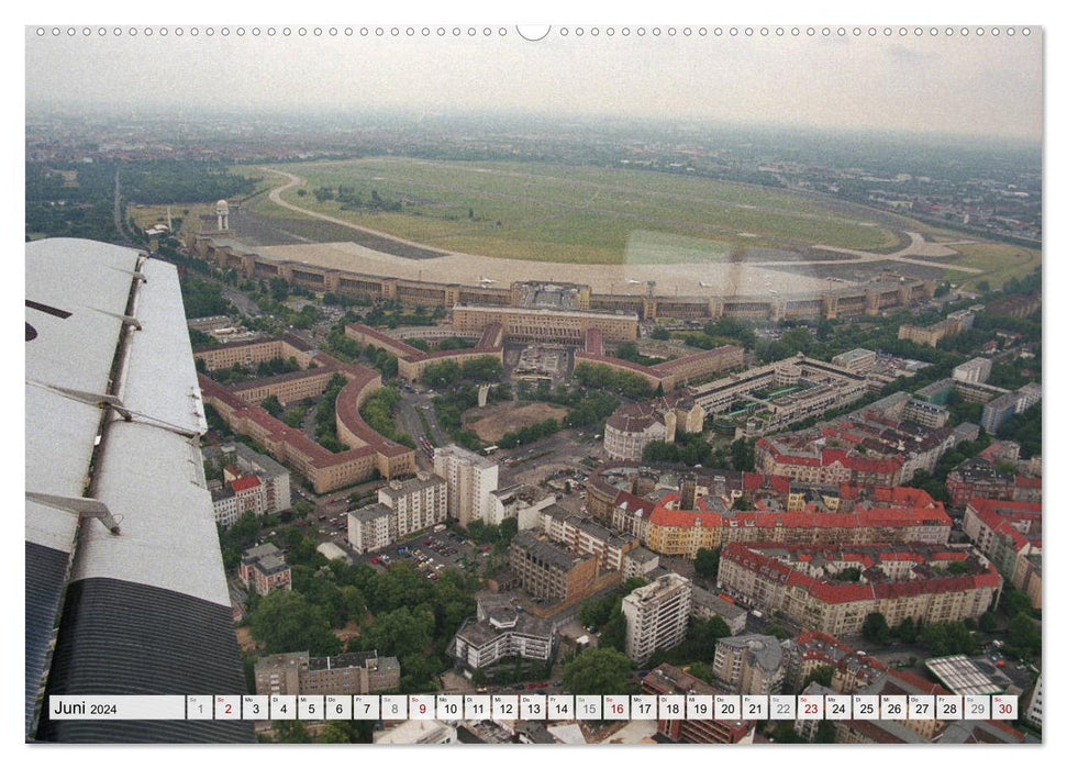 Vol touristique du Junkers Ju-52 au-dessus de Berlin (Calvendo Premium Wall Calendar 2024) 