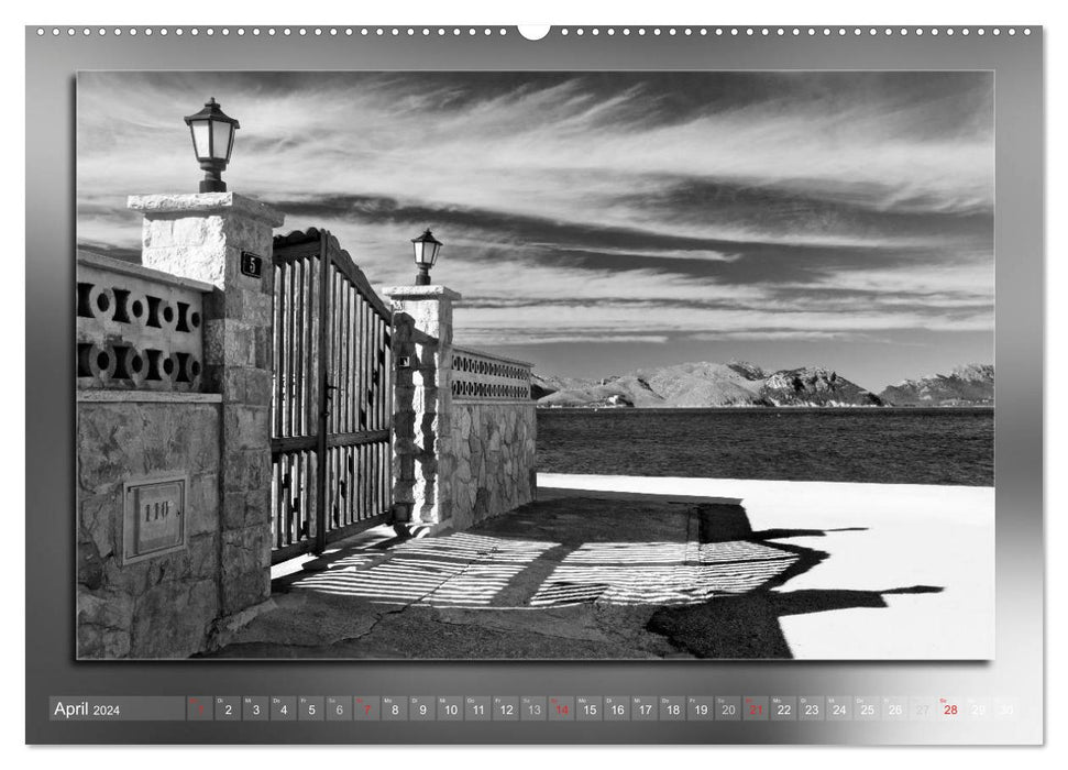 Majorque Noir Blanc (Calvendo Premium Wall Calendar 2024) 