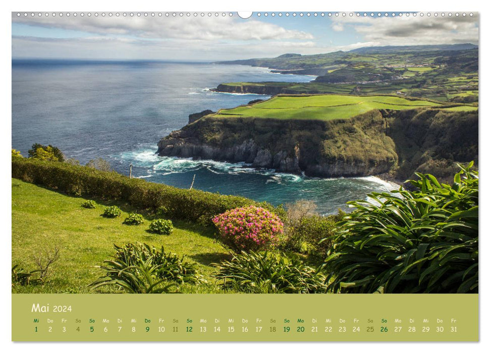 Pearls of the Atlantic - Iceland and São Miguel (CALVENDO Premium Wall Calendar 2024) 