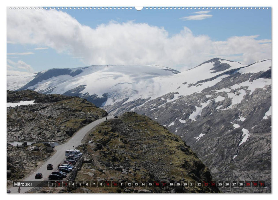 Norwegen 2024 - Berge, Fjorde, Moore (CALVENDO Premium Wandkalender 2024)