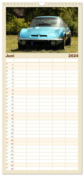 Opel GT Der Kalender (CALVENDO Familienplaner 2024)