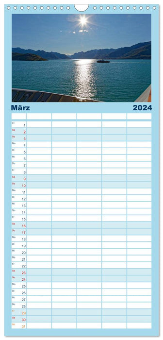 Hurtigruten - Faszination Natur (CALVENDO Familienplaner 2024)
