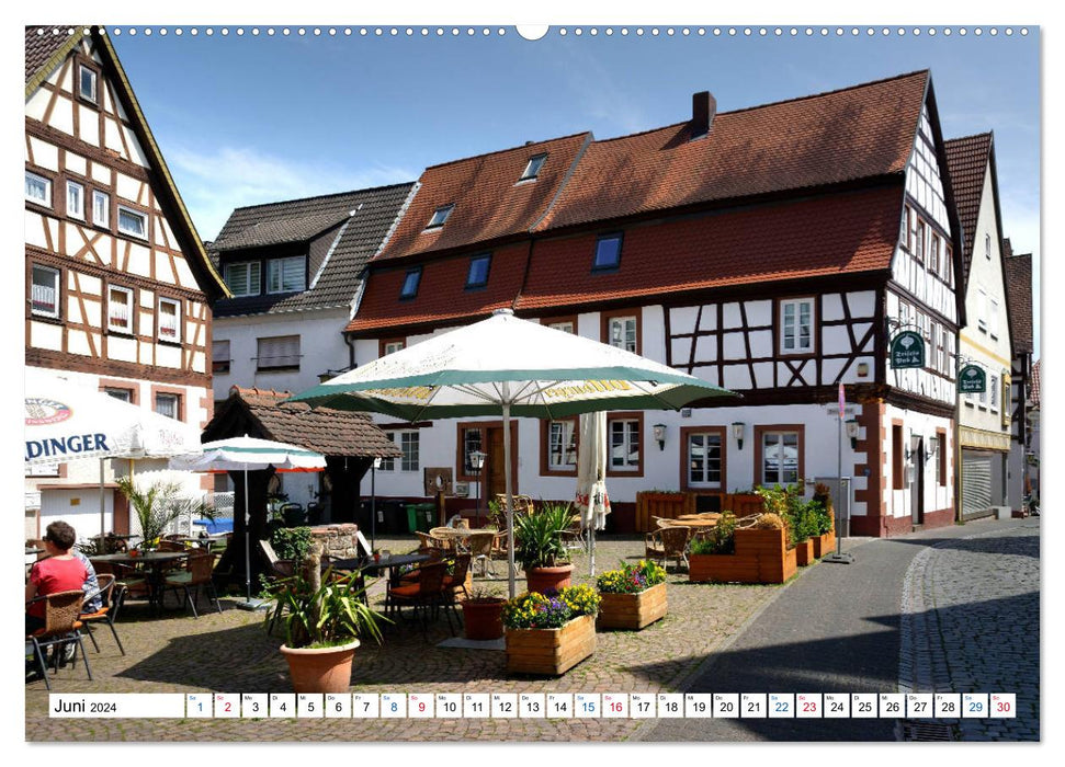 Annweiler am Trifels - Fachwerkidylle in der Pfalz (CALVENDO Premium Wandkalender 2024)