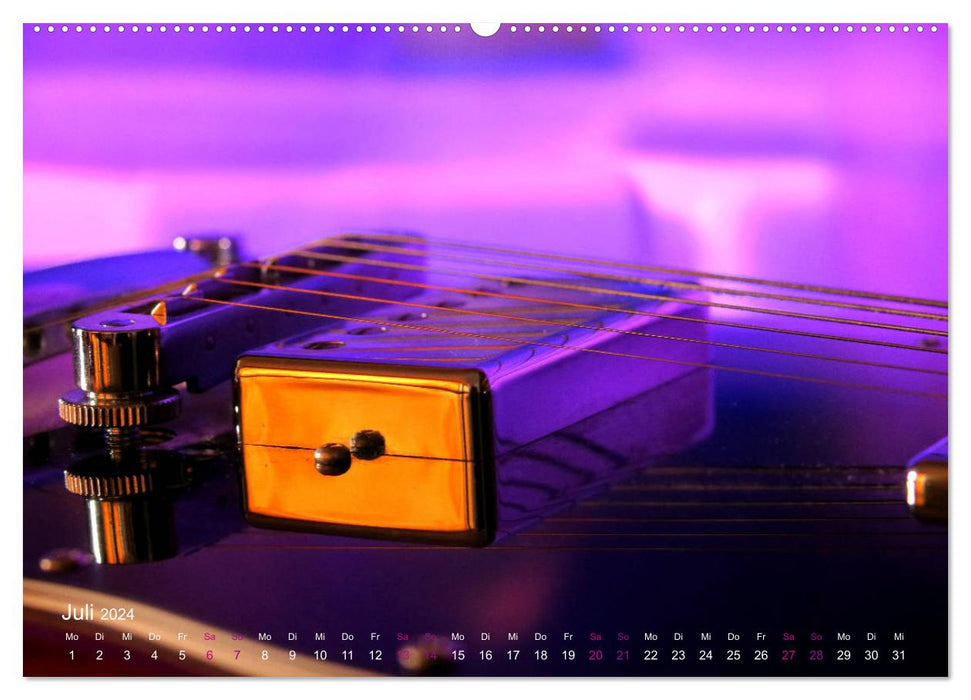 SPOTLIGHTS - Gitarren im Scheinwerferlicht (CALVENDO Premium Wandkalender 2024)
