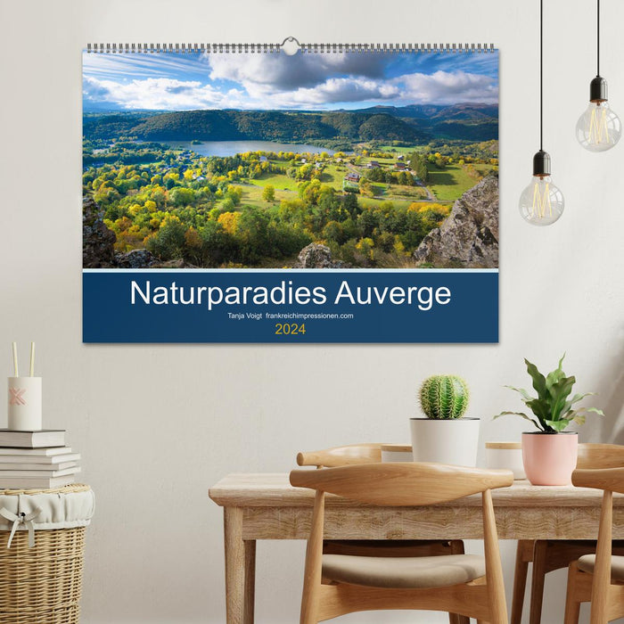 Naturparadies Auvergne (CALVENDO Wandkalender 2024)