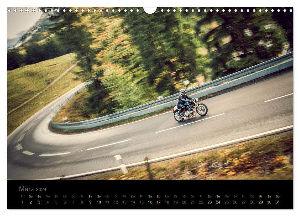 Klassische Motorräder auf der Piste (CALVENDO Wandkalender 2024)