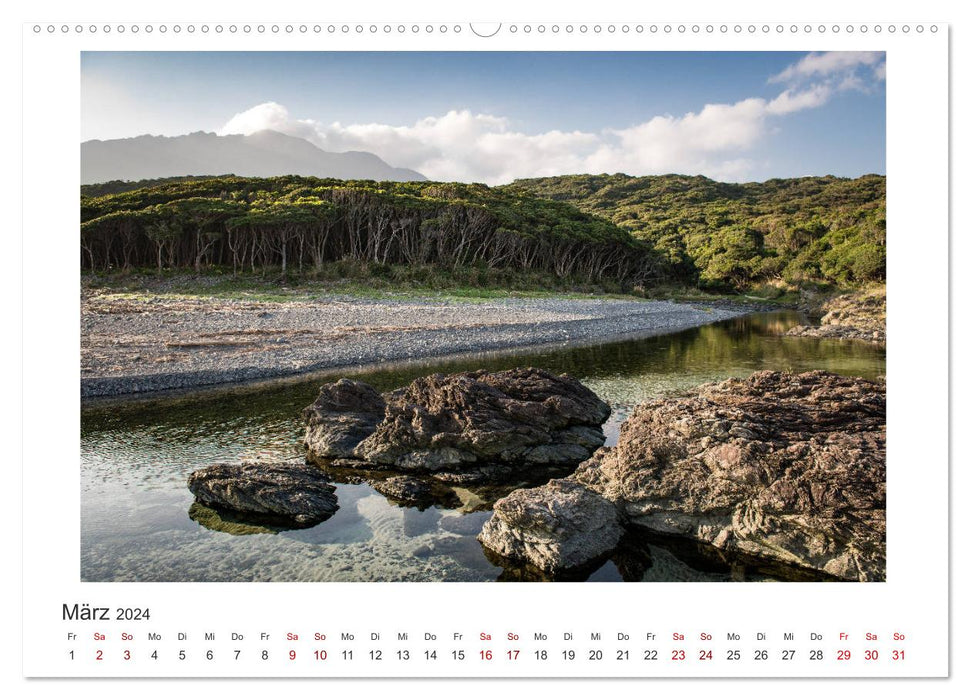 Yakushima - Patrimoine naturel mondial du Japon (Calvendo Premium Wall Calendar 2024) 