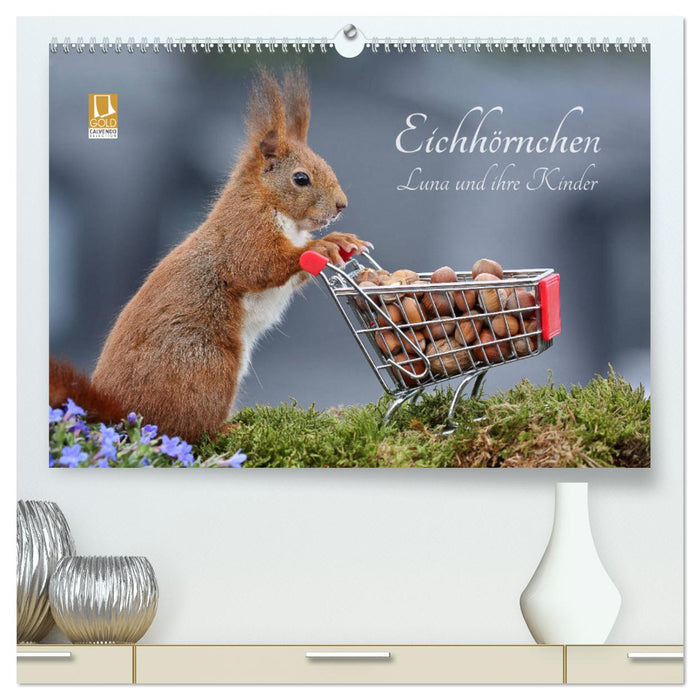 Luna the squirrel and her children (CALVENDO Premium Wall Calendar 2024) 