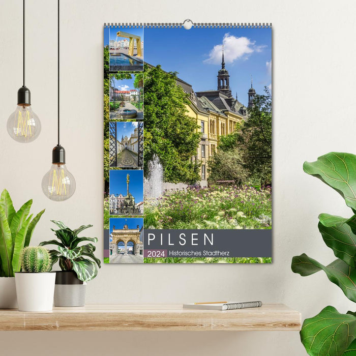 PILSEN coeur historique de la ville (calendrier mural CALVENDO 2024) 