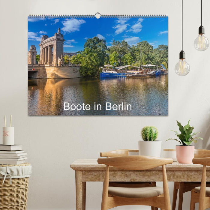 Boote in Berlin (CALVENDO Wandkalender 2024)