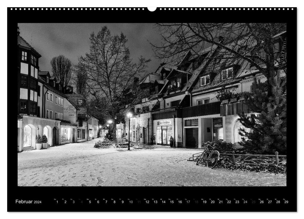 Nuremberg - views in black and white (CALVENDO Premium Wall Calendar 2024) 