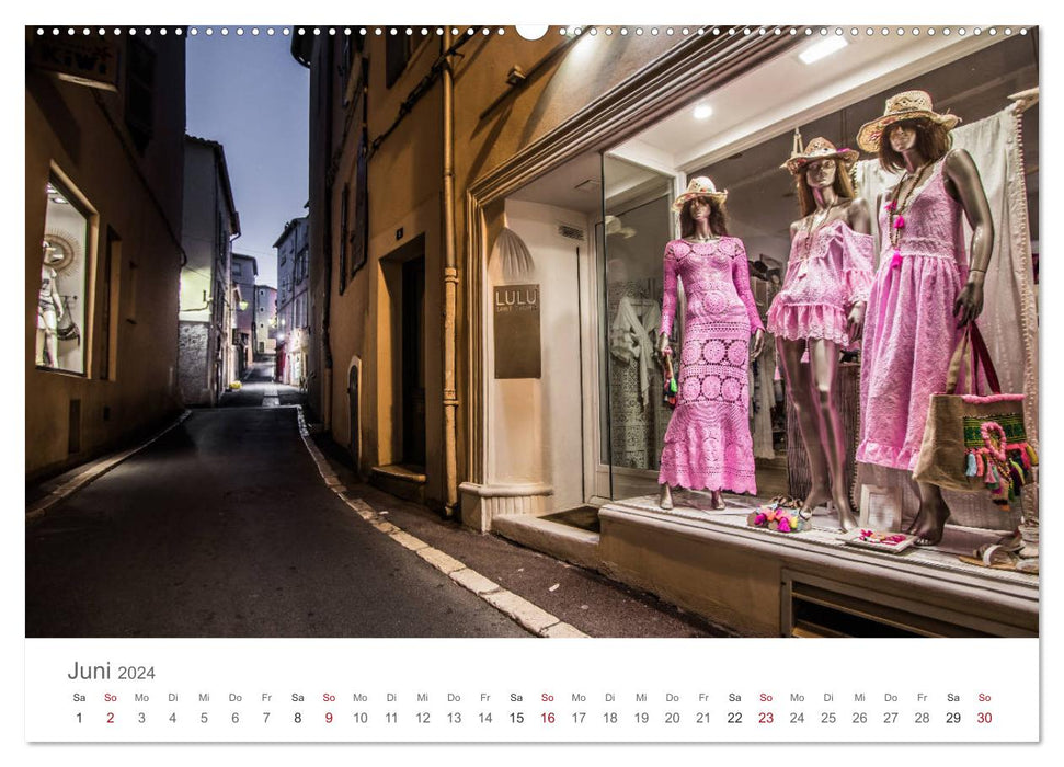 Saint Tropez - Photographie de rue tôt le matin (Calendrier mural CALVENDO 2024) 