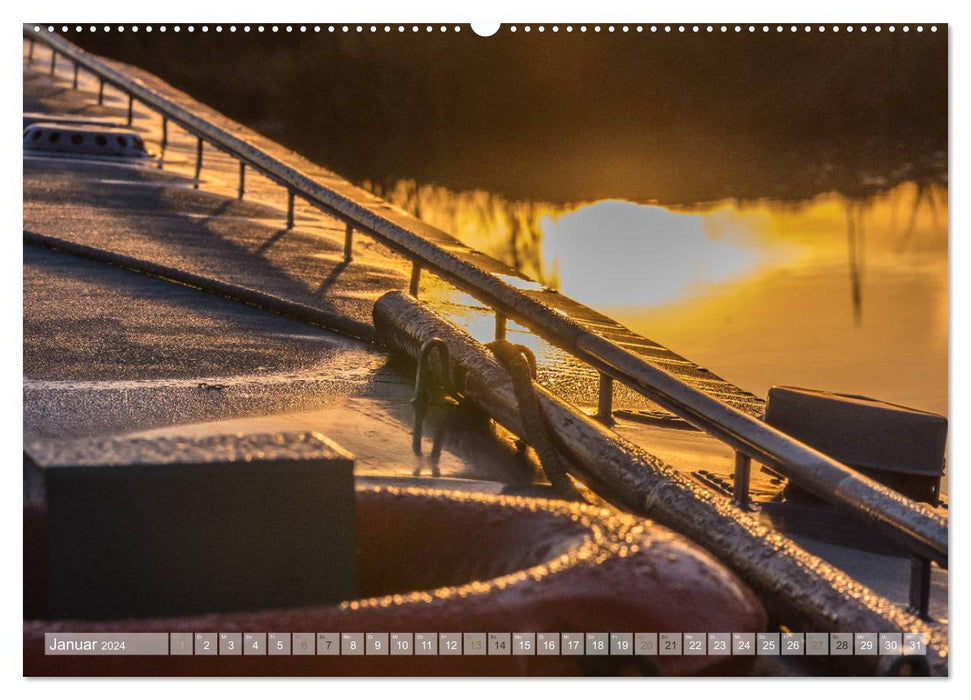 Narrow Boating on the Grand Union Canal (CALVENDO Wall Calendar 2024) 