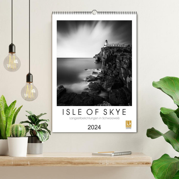 Isle of Skye - Langzeitbelichtungen in Schwarzweiß (CALVENDO Wandkalender 2024)