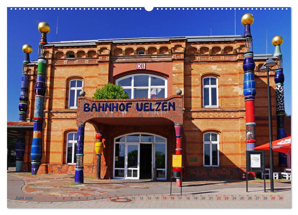 Hanseatic city of Uelzen. Half-timbered buildings, art and a famous train station (CALVENDO wall calendar 2024) 