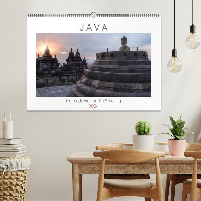 Java, île indonésienne dans le Cercle de Feu (calendrier mural CALVENDO 2024) 