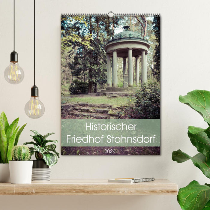 Historic Stahnsdorf Cemetery (CALVENDO wall calendar 2024) 