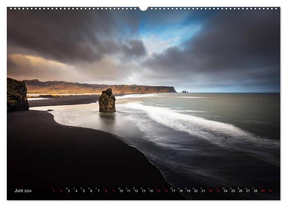 Iceland - Nature in Focus (CALVENDO Wall Calendar 2024) 