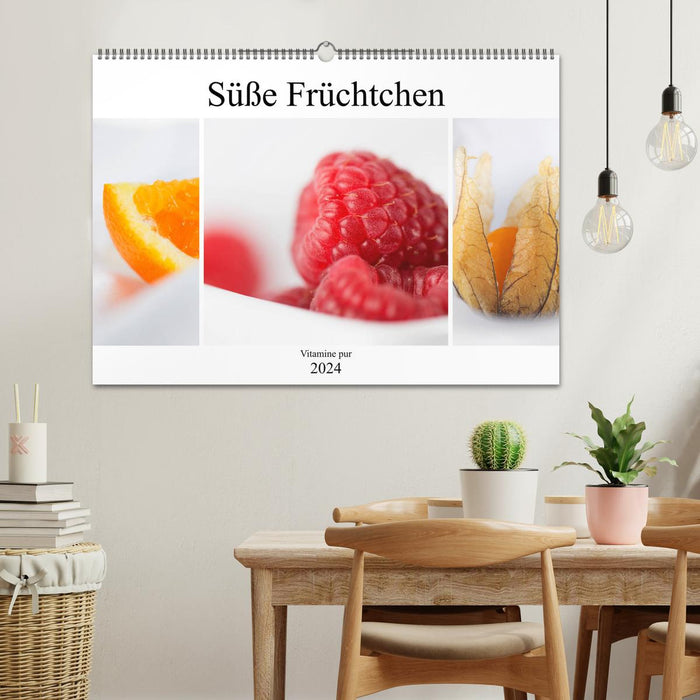 Süße Früchtchen - Vitamine pur (CALVENDO Wandkalender 2024)